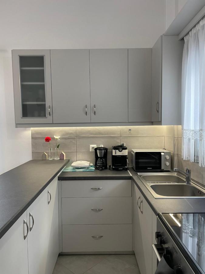 Apartment In The Centre For 4 People Naxos City Luaran gambar